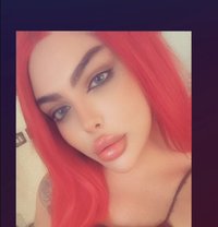 Razan milk - Transsexual escort in Beirut