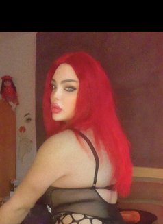 Razan milk - Transsexual escort in Beirut Photo 7 of 29