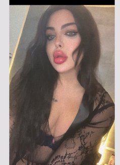 Razan milk - Acompañantes transexual in Beirut Photo 4 of 22