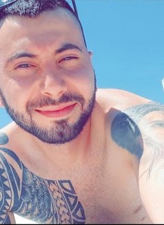 Razmig - Acompañantes masculino in Dubai Photo 1 of 6