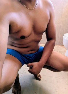 RB - Genuine massage & other - Male escort in Colombo Photo 4 of 4