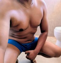 RB - Genuine massage & extra services - Male escort in Colombo