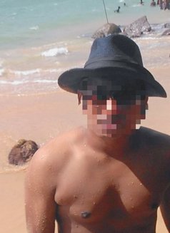 RB - For ladies - Acompañantes masculino in Colombo Photo 5 of 6