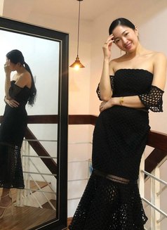 REA🇨🇳 - escort in Singapore Photo 1 of 8