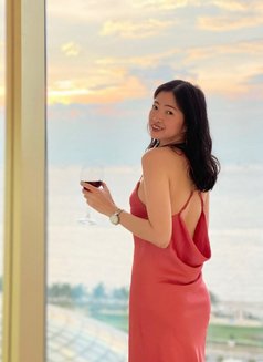 REA🇨🇳 - escort in Singapore Photo 3 of 8