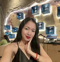 Rea (party girl/gfe) - puta in Hong Kong Photo 10 of 10