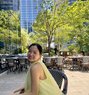 Rea - escort in Singapore Photo 6 of 9