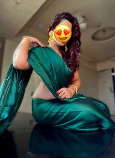 Model From Mumbai - puta in Mumbai Photo 3 of 5