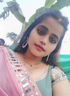 real and cam both available - escort in Kolkata Photo 7 of 7