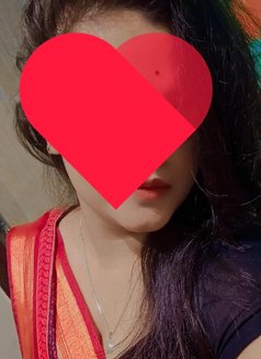 Real and Cam Show 🤍 - puta in Kolkata Photo 1 of 1