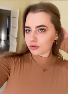 Real Busty Russian model - escort in Doha Photo 14 of 23