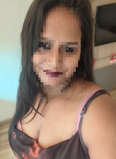 Real & cam service provider - escort agency in Kolkata Photo 3 of 5