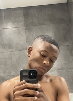 Real Deal African - Male escort in Dubai Photo 1 of 1