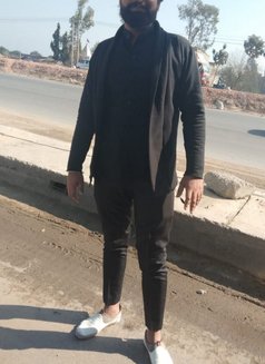 Real Escort - Male escort in New Delhi Photo 2 of 4
