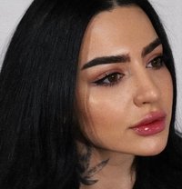 Аня - puta in Khobar