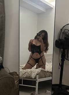 Real Girl Keilah GFE/masseuse/VCS - puta in Makati City Photo 13 of 13