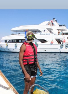 Real - Male escort in Lagos, Nigeria Photo 8 of 9