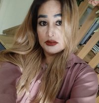 Real Hot Ts Febby - Transsexual escort in Indore