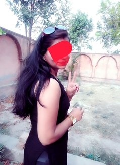 REAL INDEPENDENT HOUSEWIFE IN NOIDA - Acompañante in Noida Photo 1 of 4