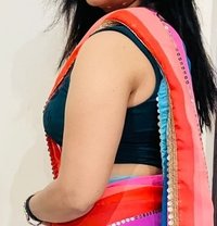 REAL INDEPENDENT HOUSEWIFE IN NOIDA - companion in Noida