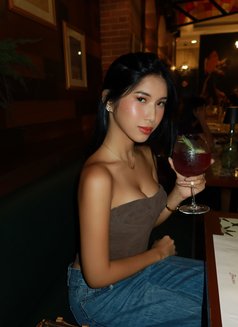 Real Japanese Flight Attendant - puta in Manila Photo 2 of 19