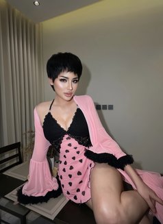 Real Jassyarejazzy long leg - Transsexual escort in Riyadh Photo 6 of 12