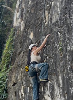 Real Jejee's sweet big dick - Transsexual escort in Pattaya Photo 5 of 17