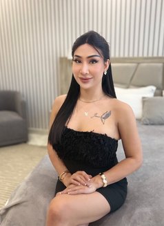 Real Jejee's sweet big dick - Transsexual escort in Bangkok Photo 24 of 28
