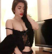 Real Lady - escort agency in Doha