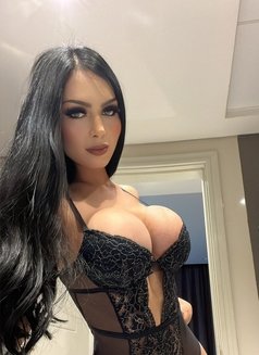 Beautiful latina Top & Bottom - Transsexual escort in Dubai Photo 22 of 30