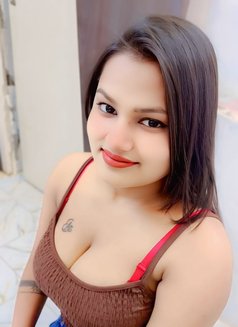 real mee availeble - escort in Mumbai Photo 1 of 7