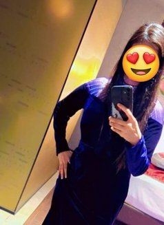 Real meeet service for Outcall pune - puta in Pune Photo 1 of 2