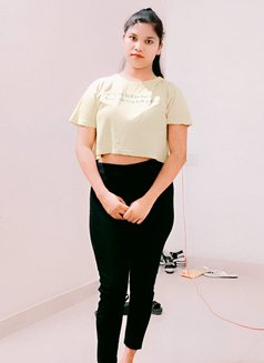 Real Meeet Service in Mumbai - puta in Mumbai Photo 1 of 1