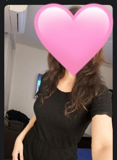 Real Meet Aayushi - puta in Pune Photo 1 of 1