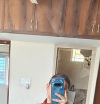 Realmeet incall and outcall available - escort in Bangalore