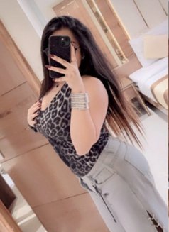 Real Meet and Cam - escort in Chennai Photo 1 of 3