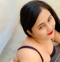 real meet and cam - escort in Mumbai