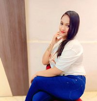 real meet and cam - escort in Mumbai