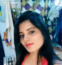 real meet and cam - escort in Mumbai
