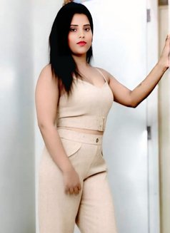 real meet and cam - puta in Mumbai Photo 8 of 8