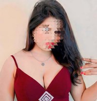 real meet and cam - escort in Mumbai