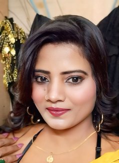 Real Meet and Cam - puta in Mumbai Photo 3 of 4