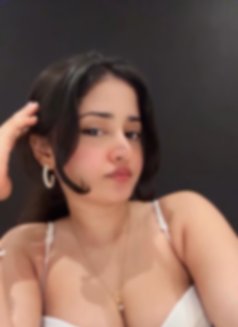 Real Meet and Cam Session - puta in Bangalore Photo 2 of 2