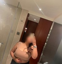 Real Meet and Cam Session - puta in Hyderabad Photo 2 of 2
