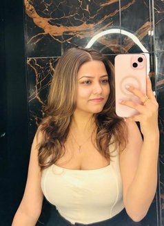 Real Meet and Cam Session - escort in Kochi Photo 1 of 1