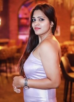 Real Meet and paid live cam session - escort in Hyderabad Photo 1 of 2