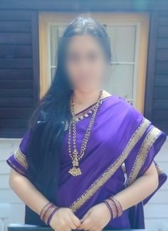 REAL MEET AND CAM SHOW - puta in Bangalore Photo 2 of 6