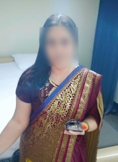REAL MEET AND CAM SHOW - puta in Bangalore Photo 4 of 6
