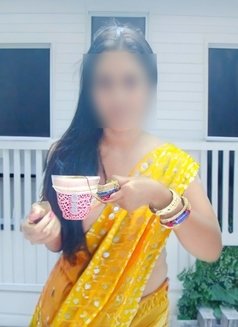 REAL MEET AND CAM SHOW - puta in Bangalore Photo 5 of 6
