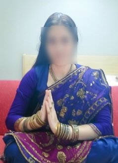 REAL MEET AND CAM SHOW - puta in Bangalore Photo 6 of 6